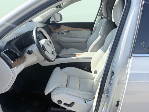Used 2020 Volvo XC90 T6 Inscription w/ Protection Package Premier AWD/4WD image 14