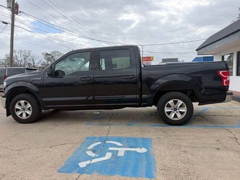 Used 2018 Ford F150 XLT image 6