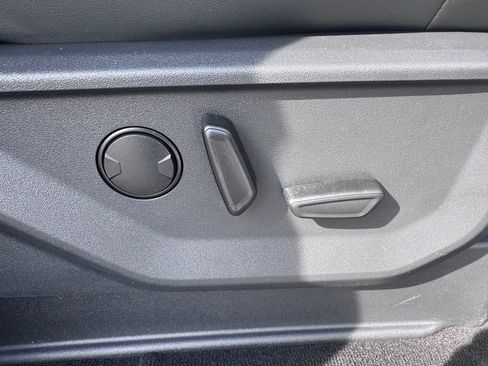 Used 2025 Ford Expedition Active RWD image 27