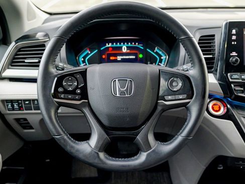 Used 2023 Honda Odyssey Touring image 42