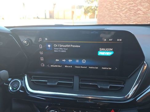 New 2026 Chevrolet Trax RS w/ Sunroof Package image 12