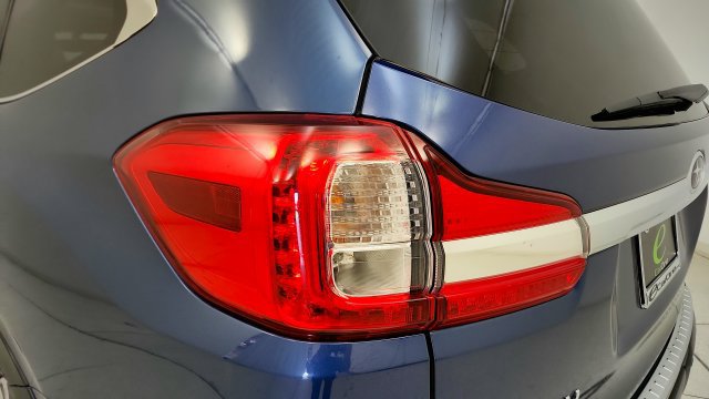 Used 2022 Subaru Ascent Limited w/ Technology Package AWD/4WD image 27