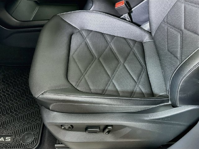 Certified 2024 Volkswagen Atlas SE AWD/4WD image 19