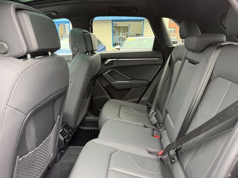 Used 2024 Audi Q3 2.0T Premium w/ Convenience Package AWD/4WD image 10