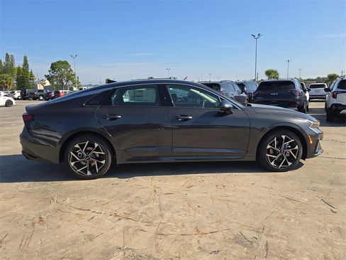 New 2026 Kia K5 EX image 9