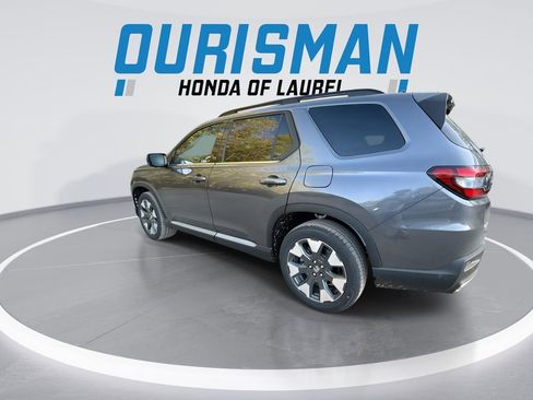 New 2026 Honda Pilot Touring image 6