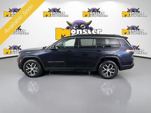 Used 2024 Jeep Grand Cherokee L Limited AWD/4WD image 8
