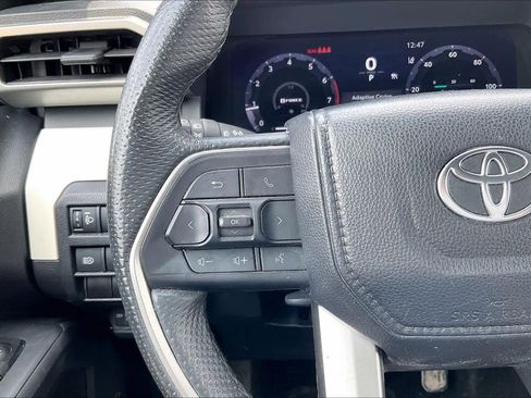 Used 2024 Toyota Tacoma TRD Off-Road AWD/4WD image 23