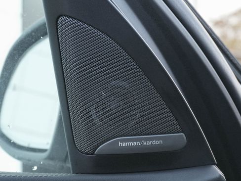 Certified 2023 BMW X7 xDrive40i w/ Premium Package image 27