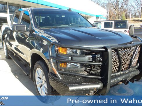 Used 2019 Chevrolet Silverado 1500 Custom w/ Custom Value Package image 7