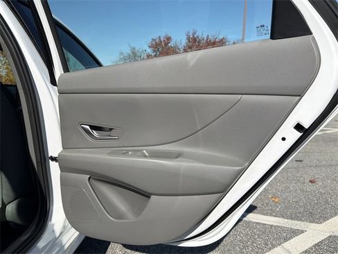 New 2026 Hyundai Elantra Blue image 16