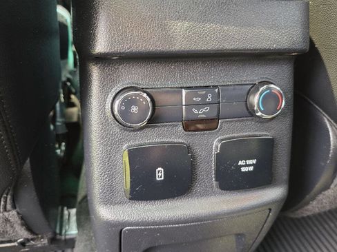 Used 2016 Ford Explorer Sport image 17