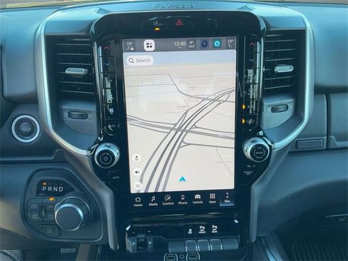 New 2026 RAM 1500 4x4 Crew Cab image 22