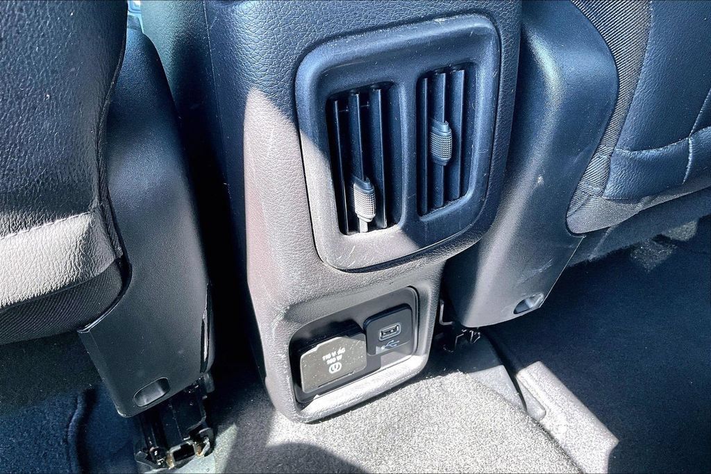 Used 2020 Jeep Compass Limited AWD/4WD image 11