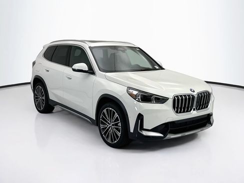 New 2026 BMW X1 xDrive28i w/ Technology Package AWD/4WD image 3