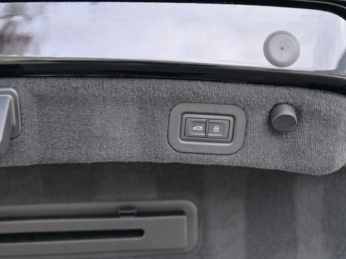 Used 2025 Bentley Continental GT Speed image 38