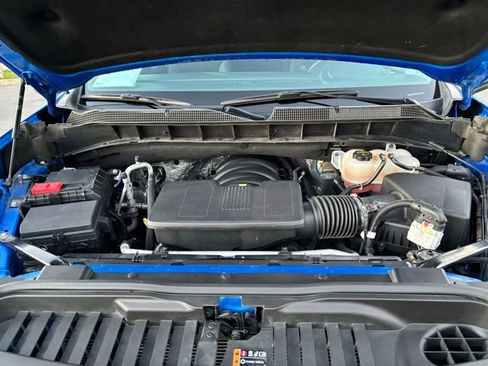 Certified 2025 Chevrolet Silverado 1500 LT image 33