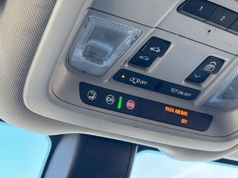 Used 2019 Chevrolet Equinox LT image 24