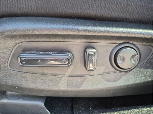 Certified 2025 Honda CR-V EX image 14