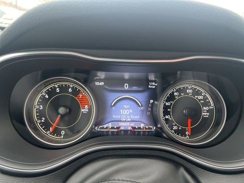 Used 2021 Jeep Cherokee Latitude Lux w/ Comfort/Convenience Group image 14