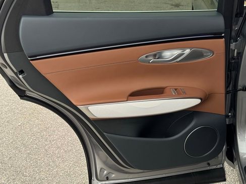 New 2026 Genesis GV70 2.5T Advanced AWD/4WD image 21