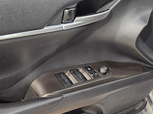 Used 2024 Toyota Camry LE FWD image 21