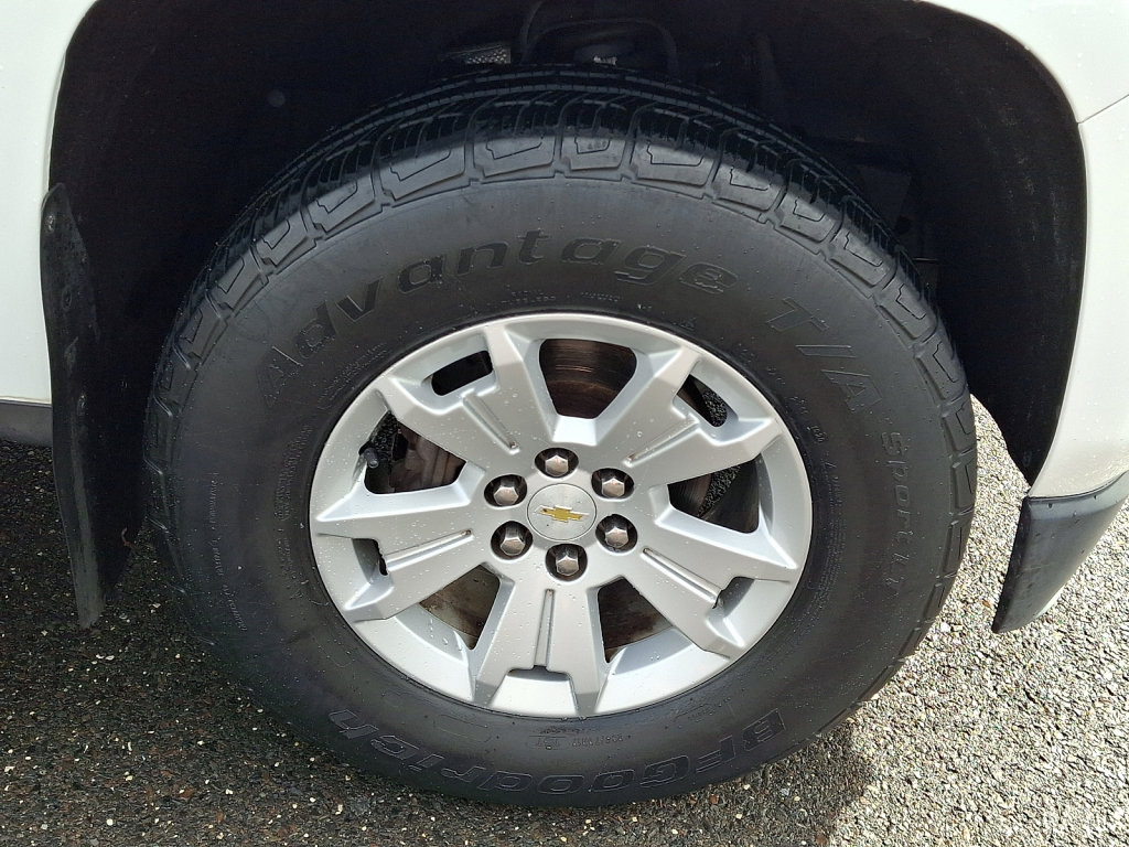 Used 2016 Chevrolet Colorado LT w/ LT Convenience Package AWD/4WD image 9