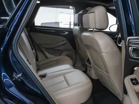 Used 2019 Porsche Macan S AWD/4WD image 40