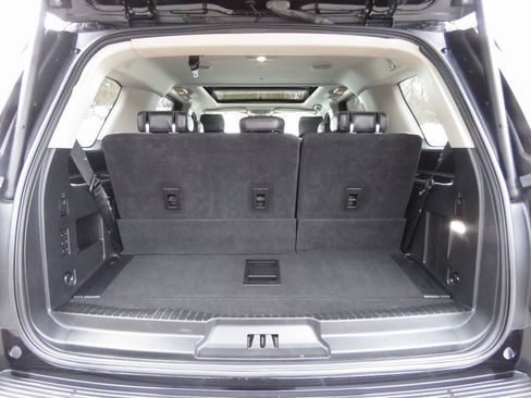 Used 2019 Ford Expedition Platinum image 18