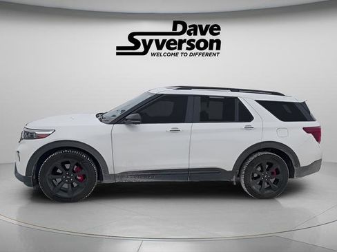 Used 2020 Ford Explorer ST w/ ST Street Pack image 2