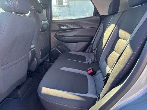 Used 2025 Chevrolet TrailBlazer LT image 23