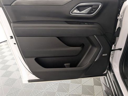 Used 2021 GMC Yukon XL AT4 image 30