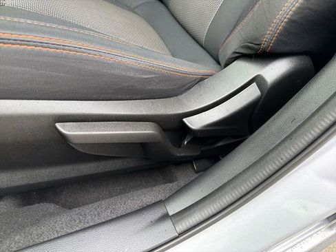 Used 2023 Subaru Crosstrek 2.0i Premium image 14