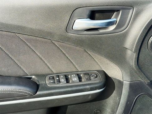 Used 2023 Dodge Charger Scat Pack image 17