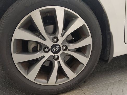 Used 2017 Hyundai Accent Value Edition image 31