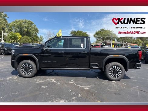 New 2025 GMC Sierra 3500 Denali Ultimate image 9