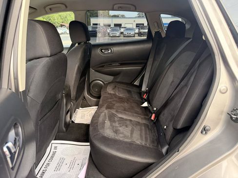 Used 2015 Nissan Rogue S w/ Convenience Package FWD image 11