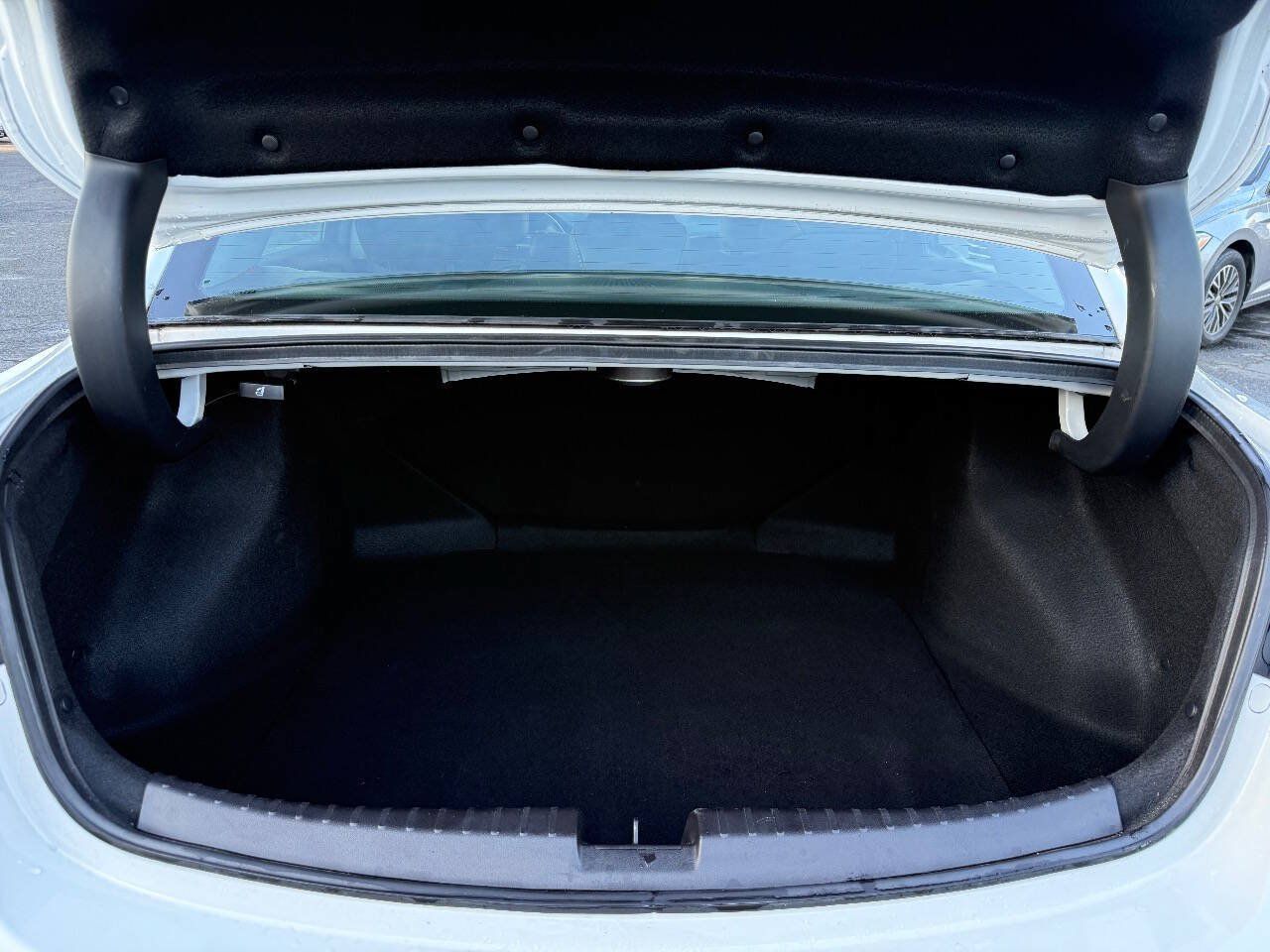 Used 2019 Acura ILX w/ Premium Package FWD image 15