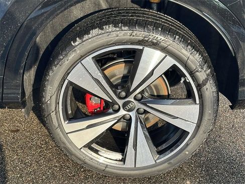 New 2025 Audi SQ5 Premium Plus image 4