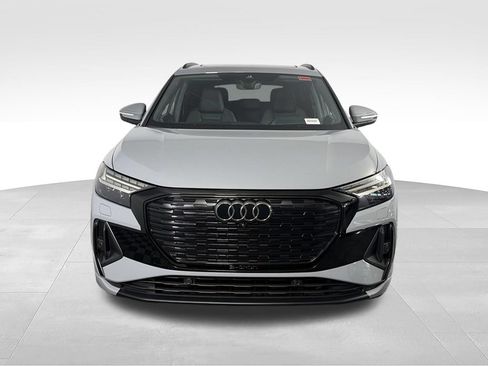 Used 2022 Audi Q4 e-tron Prestige AWD/4WD image 10