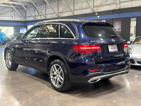 Used 2017 Mercedes-Benz GLC 300 4MATIC image 11