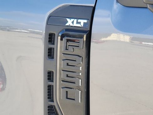 New 2026 Ford F250 XLT w/ XLT Premium Package image 12