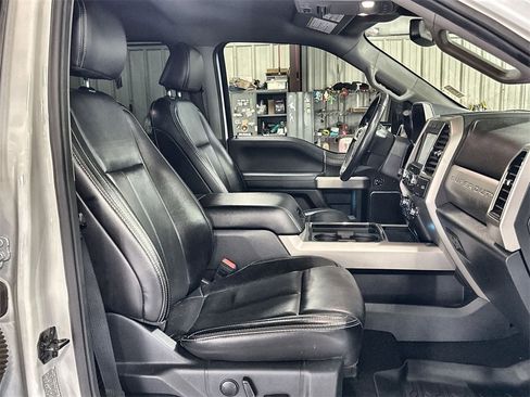 Used 2021 Ford F250 Lariat image 30