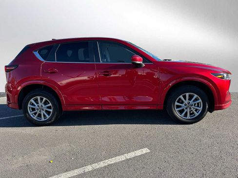 Used 2024 MAZDA CX-5 AWD 2.5 S w/ Select Package image 2
