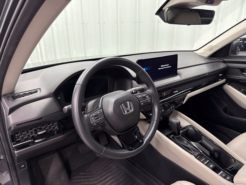 Used 2024 Honda Accord EX-L image 17
