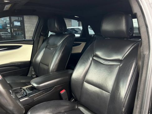 Used 2016 Cadillac XTS Platinum AWD/4WD image 10