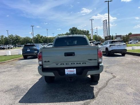Used 2021 Toyota Tacoma TRD Pro AWD/4WD image 4