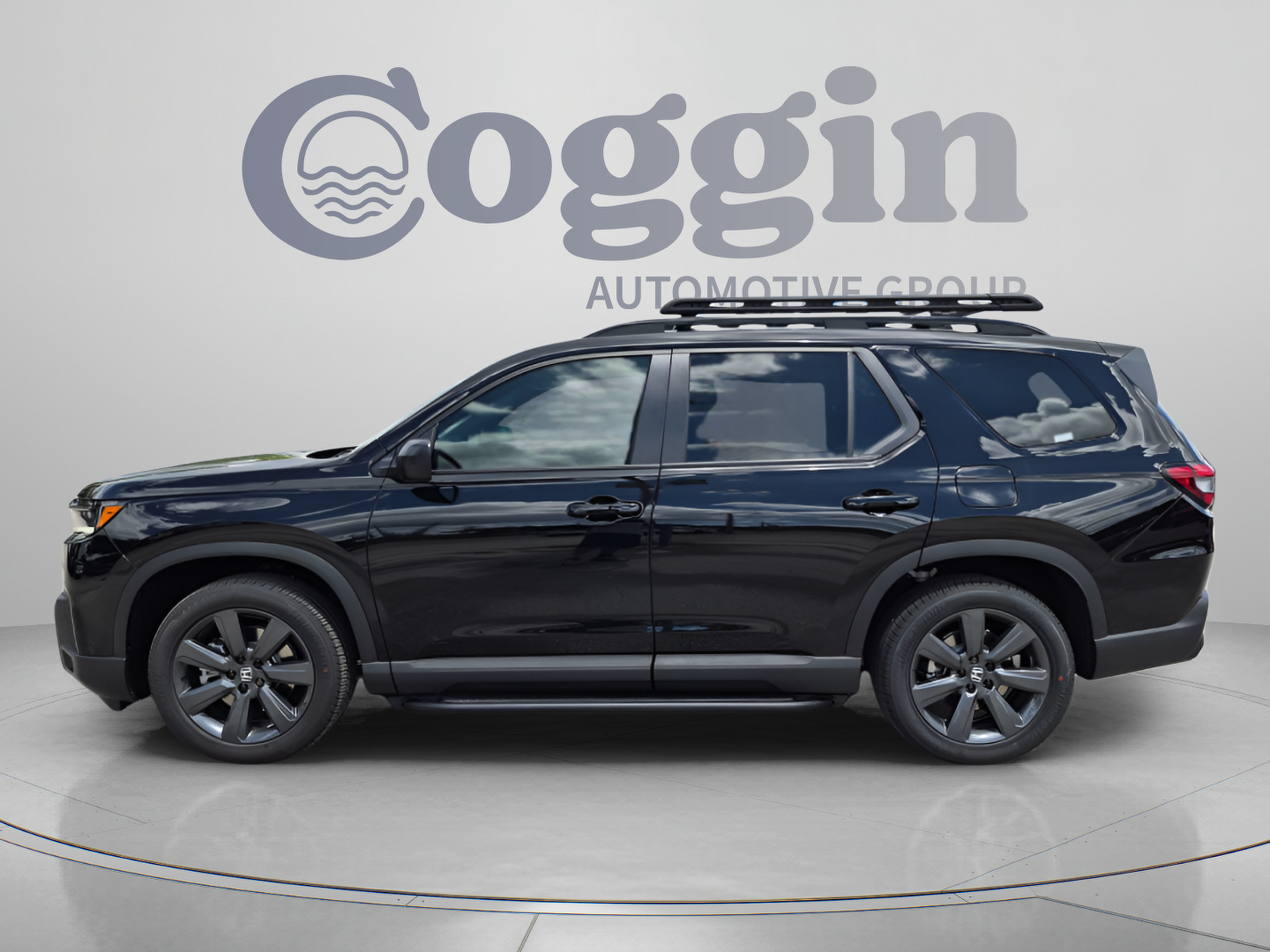 New 2026 Honda Pilot Sport image 3