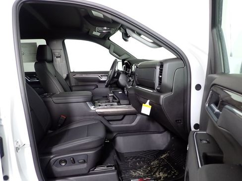 New 2026 Chevrolet Silverado 1500 LTZ w/ Z71 Off-Road Package image 32