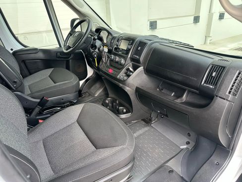 Used 2021 RAM ProMaster 2500 image 15